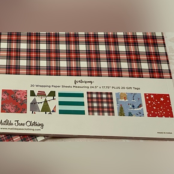 Matilda Jane Gift Wrapping Sheets Book. NEW - Picture 2 of 6